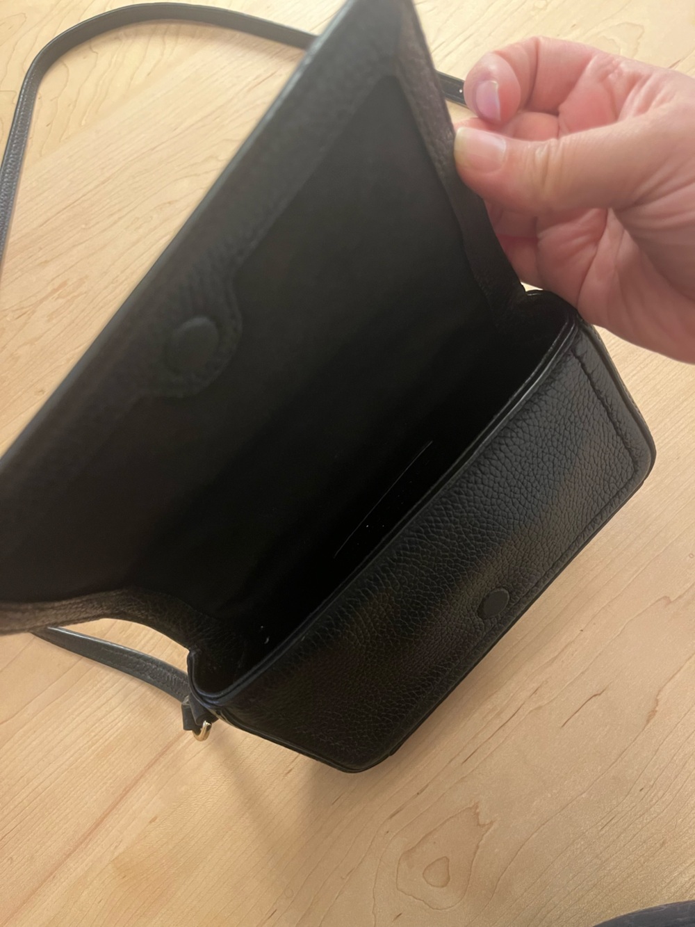 Marc Jacobs Black Pebbled Leather Crossbody Wallet - Picture 3 of 4